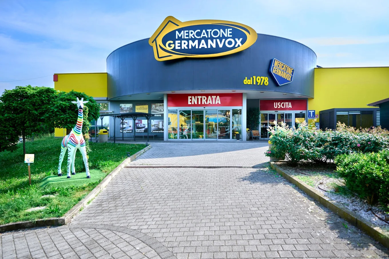 Ingresso del Mercatone Germanvox a Toscanella
